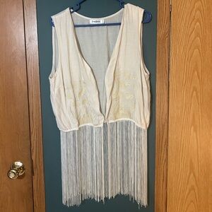 Roommates Beige Sleeveless Vest